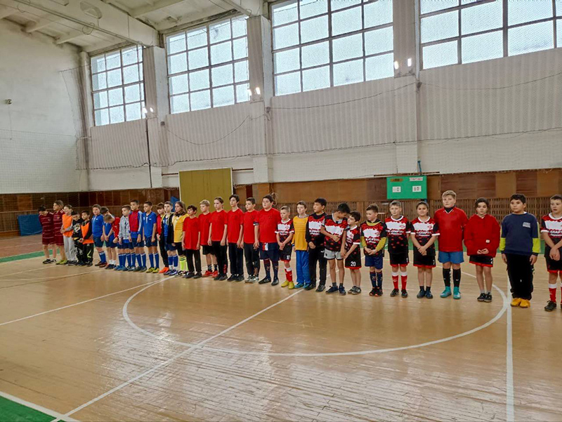 В минувшие выходные в детско-юношеской спортивной школе села Питерка состоялся турнир по мини-футболу среди мальчиков 2009 - 2011 года рождения.