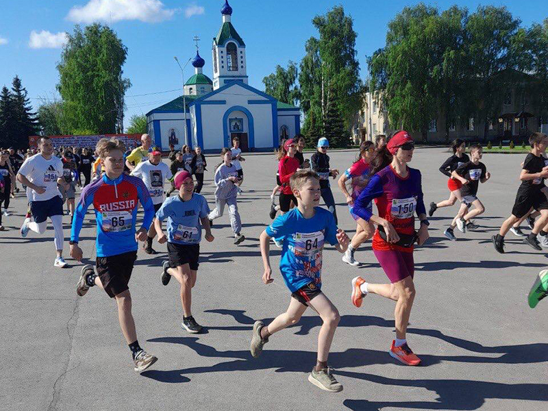 В Новых Бурасах состоялся юбилейный 40-й легкоатлетический марафон.